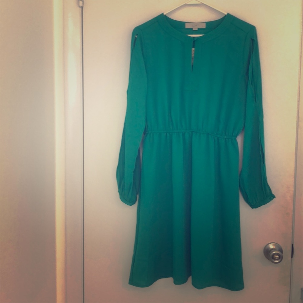NWT Loft petites slit sleeve keyhole dress